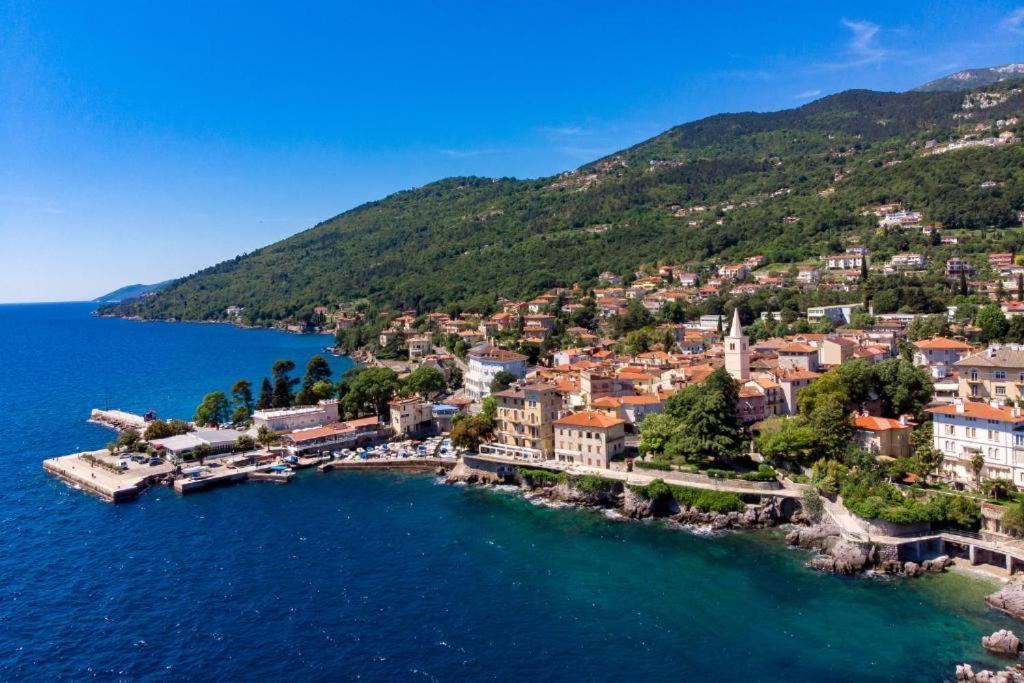 Apartman Barocco Lovran Kültér fotó