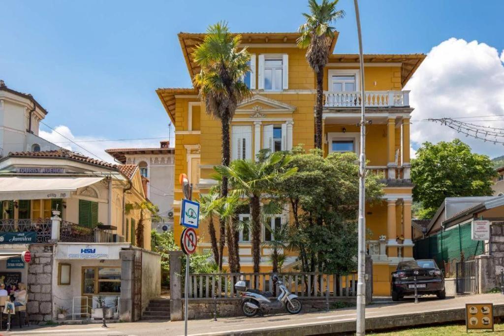 Apartman Barocco Lovran Kültér fotó